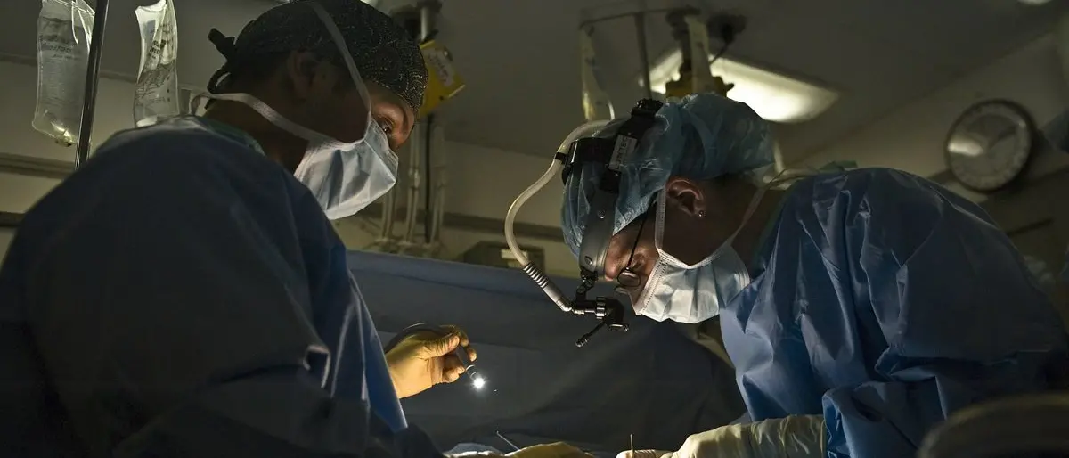 Sanità, in Calabria ancora paghe record per i medici a gettone: «Fino a mille euro per una giornata. E poi\u00A0mancano le ambulanze...»\n