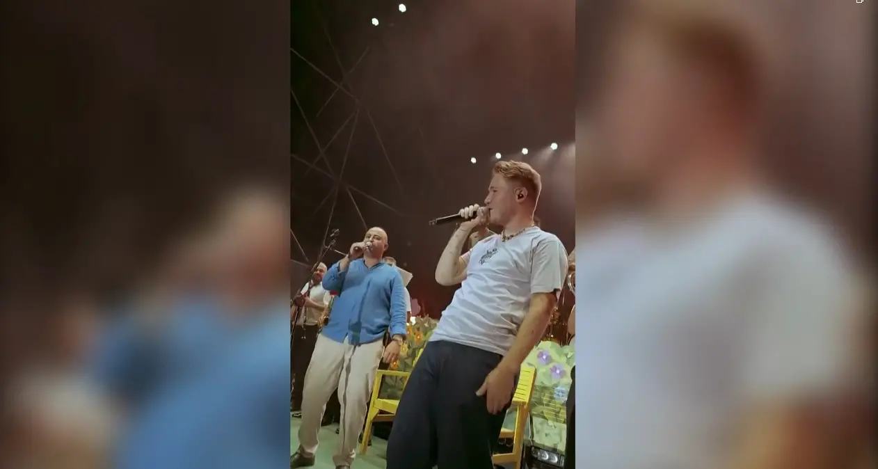 “A me mi piace” in versione calabrese, è virale il duetto di Alfa con Francesco Giannini: «Una grande emozione»
