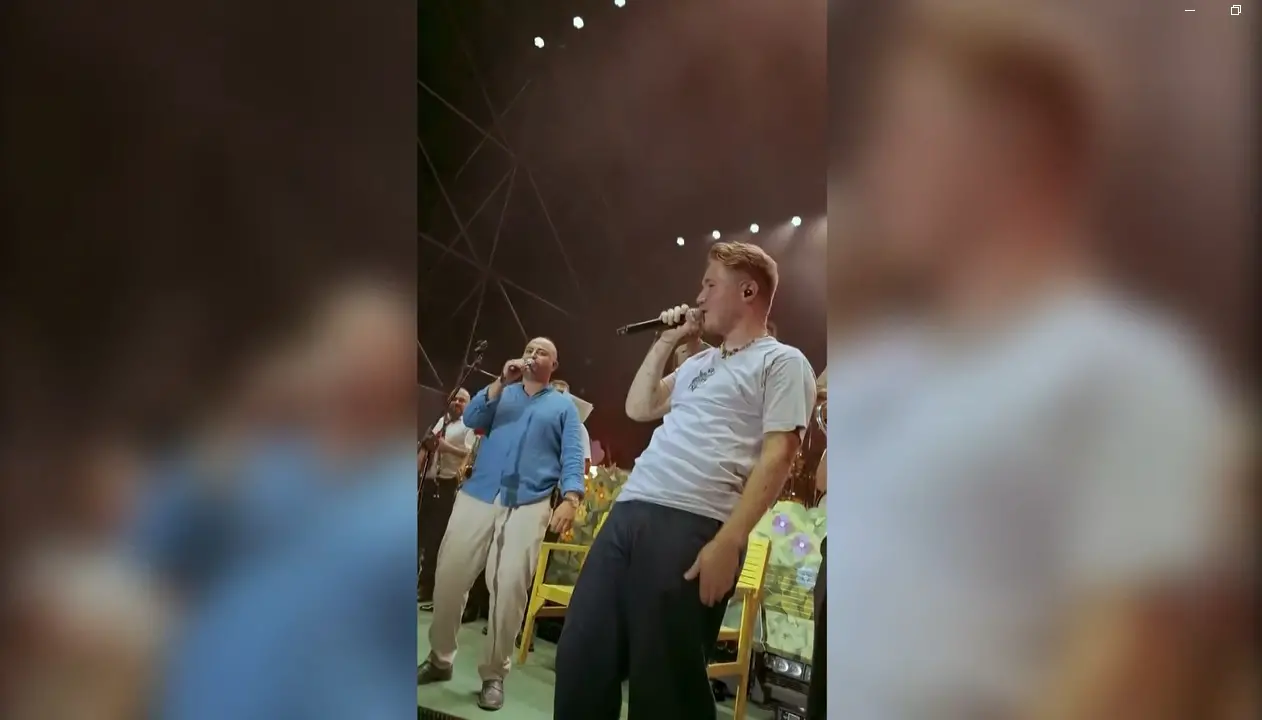 “A me mi piace” in versione calabrese, è virale il duetto di Alfa con Francesco Giannini: «Una grande emozione»