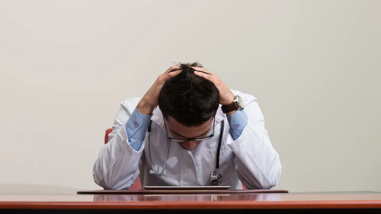 Vibo Valentia, la sanità che non c’è e il silenzio delle istituzioni nella lunga\u00A0attesa elettorale\n