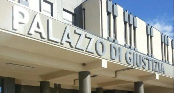 Castrovillari, non falsificò la firma di un cliente defunto: promotore finanziario assolto dall’accusa di truffa aggravata\n\n\n