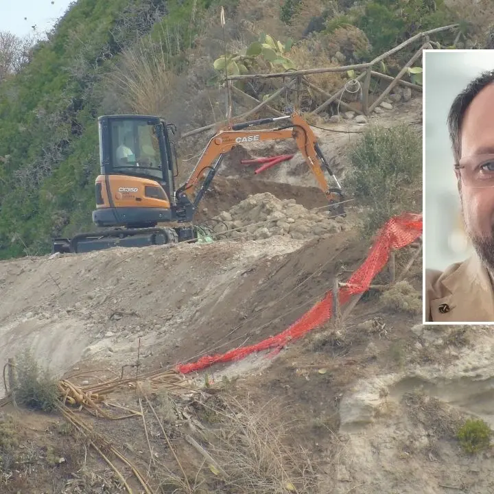 Ruspe\u00A0in azione sull’Isola di Tropea, l’ex consigliere comunale Piserà:\u00A0«Fatto gravissimo, luoghi sfigurati». E scrive alla Procura\n
