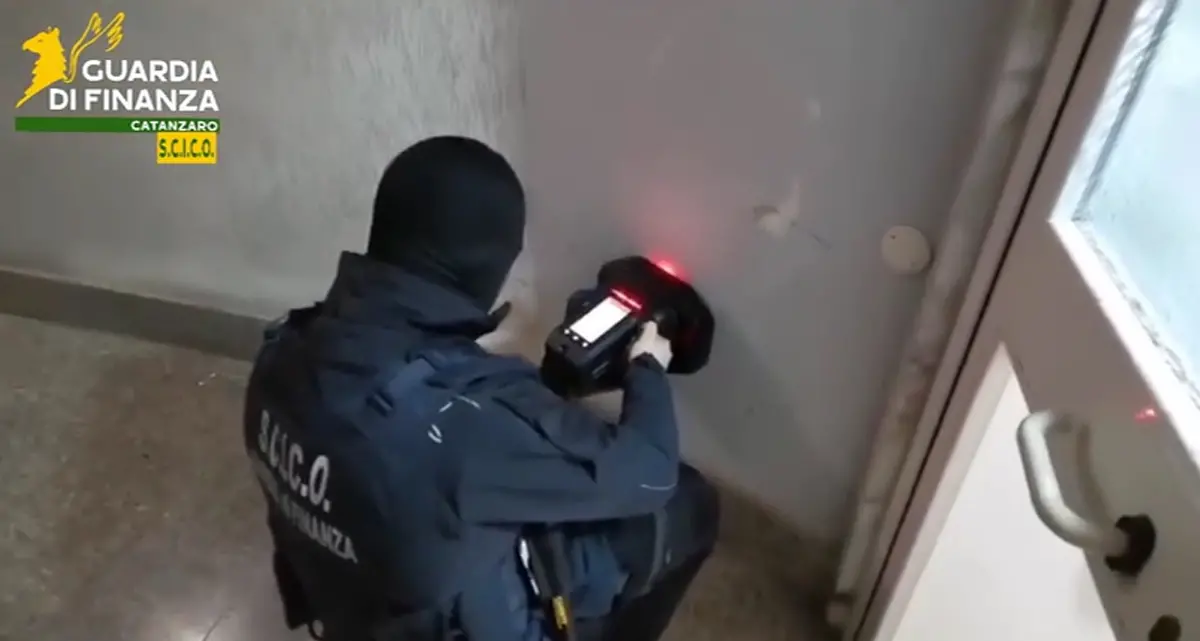 Sequestro beni a 5 persone considerate contigue ai Casamonica