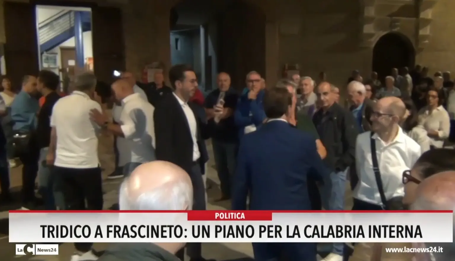 Tridico a Frascineto: «Un piano per la Calabria interna»