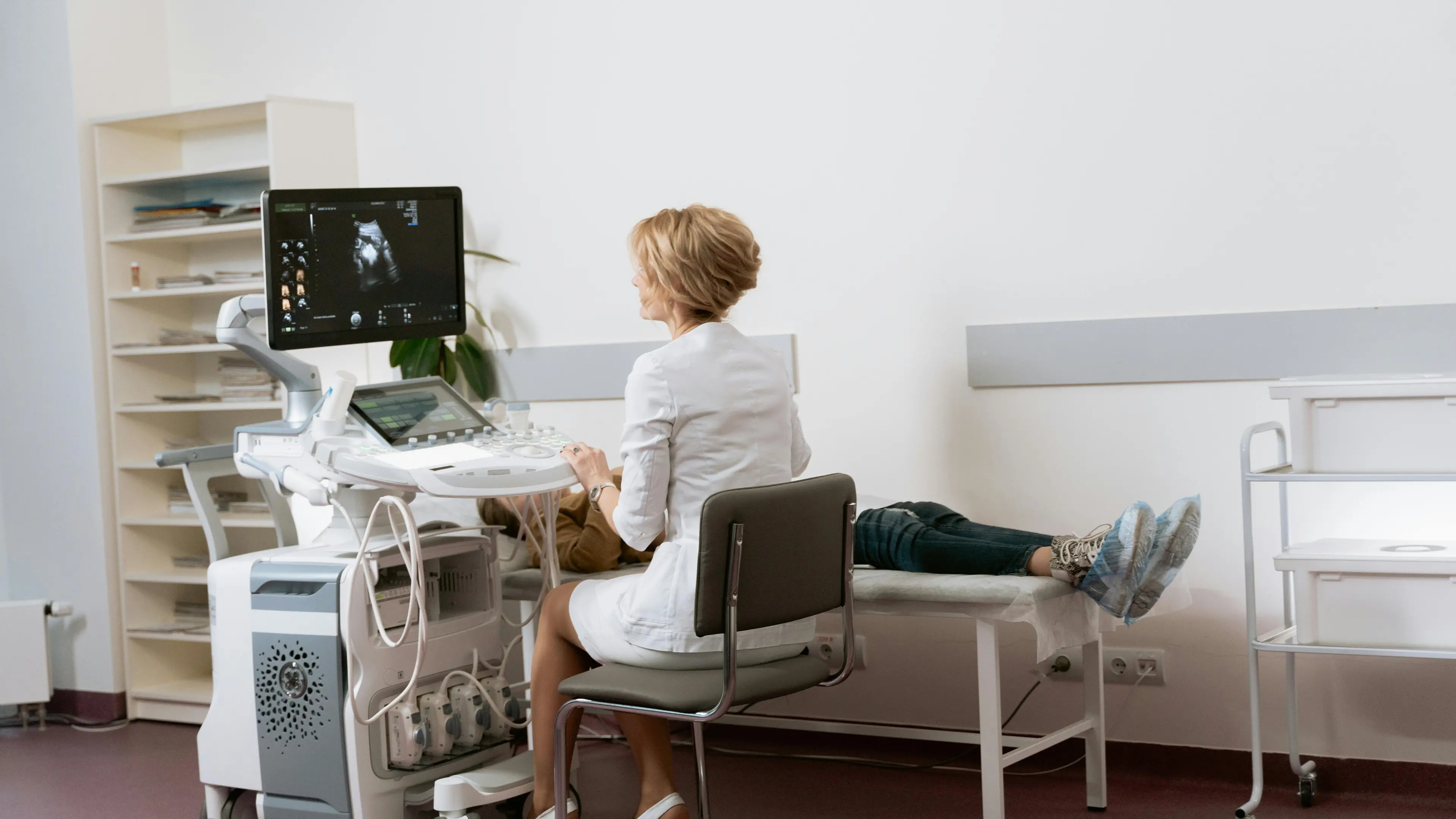 <p>Le Case di comunità previste dalla riforma sono 63, ciascuna con un bacino d’utenza di 29mila persone</p>\\n