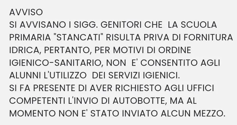 Rende, manca l’acqua e per gli alunni della Stancati scatta il divieto di recarsi in bagno\n