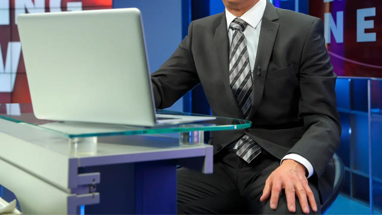 La televisione generalista perde pezzi: 1,3 mln\u00A0di spettatori spariti in un anno, tg allo sbando con il\u00A0pubblico\u00A0fuggito verso altri lidi\n