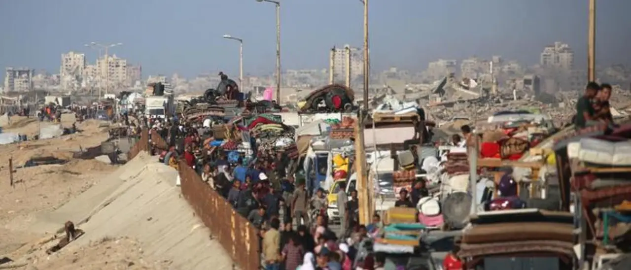 Gaza, l’orrore che uccide l’umanità: a Cosenza una veglia di preghiera per la pace con l’arcivescovo Checchinato\n