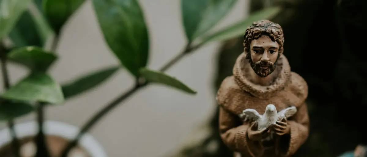 Il 4 ottobre festa nazionale: quando la politica scopre San Francesco, il poverello che mise in crisi la Chiesa