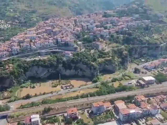 Cetraro, blitz della DDA di Catanzaro: otto misure, quattro in carcere | VIDEO E NOMI