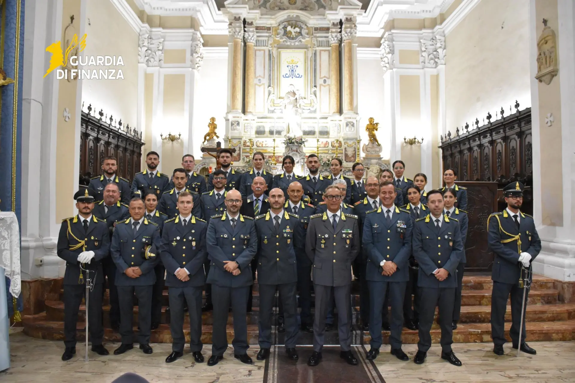 Festa di San Matteo,\u00A0la Guardia di finanza di Vibo celebra il suo patrono nel duomo di San Leoluca\n