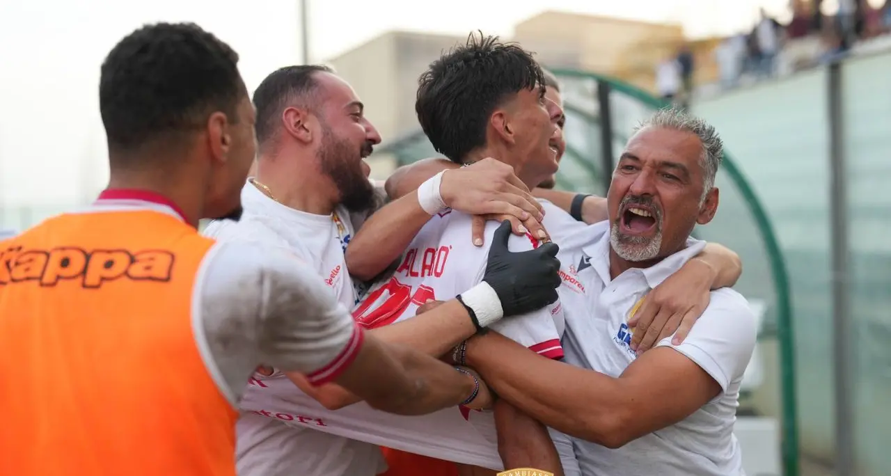 Serie D, il Sambiase domina la Vibonese e si lancia verso il derby. Lio: «Posso fare affidamento sull'intero organico»\n