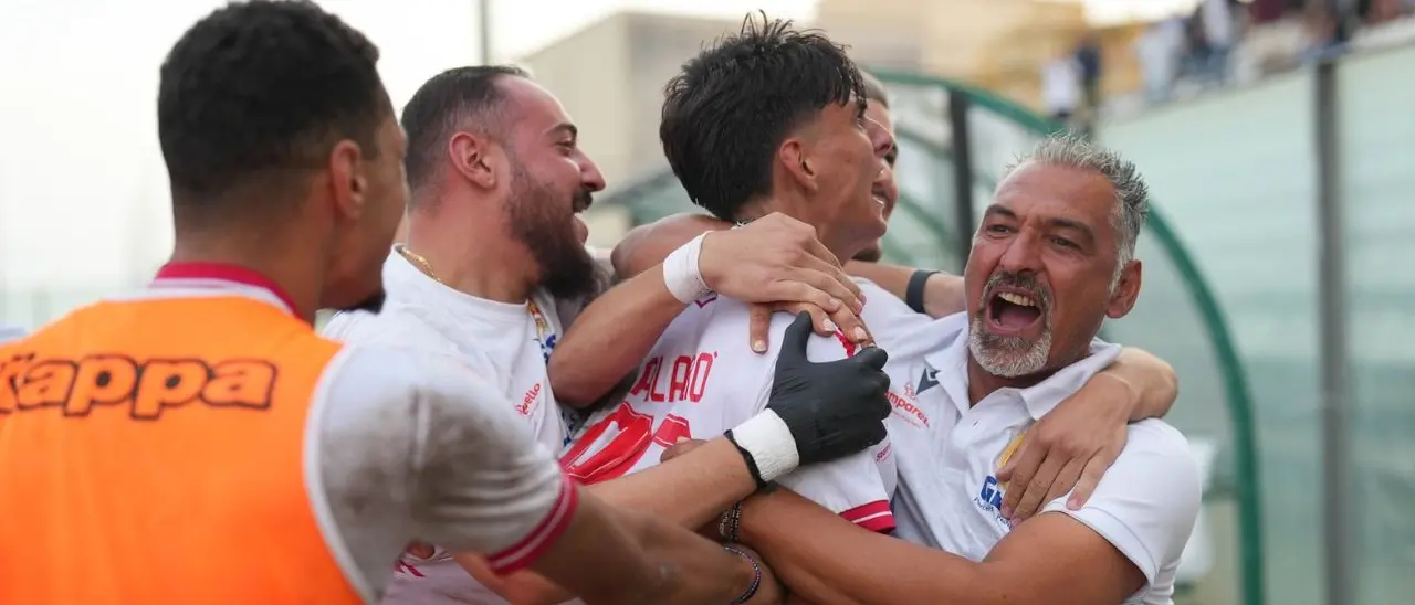 Serie D, il Sambiase domina la Vibonese e si lancia verso il derby. Lio: «Posso fare affidamento sull'intero organico»\n