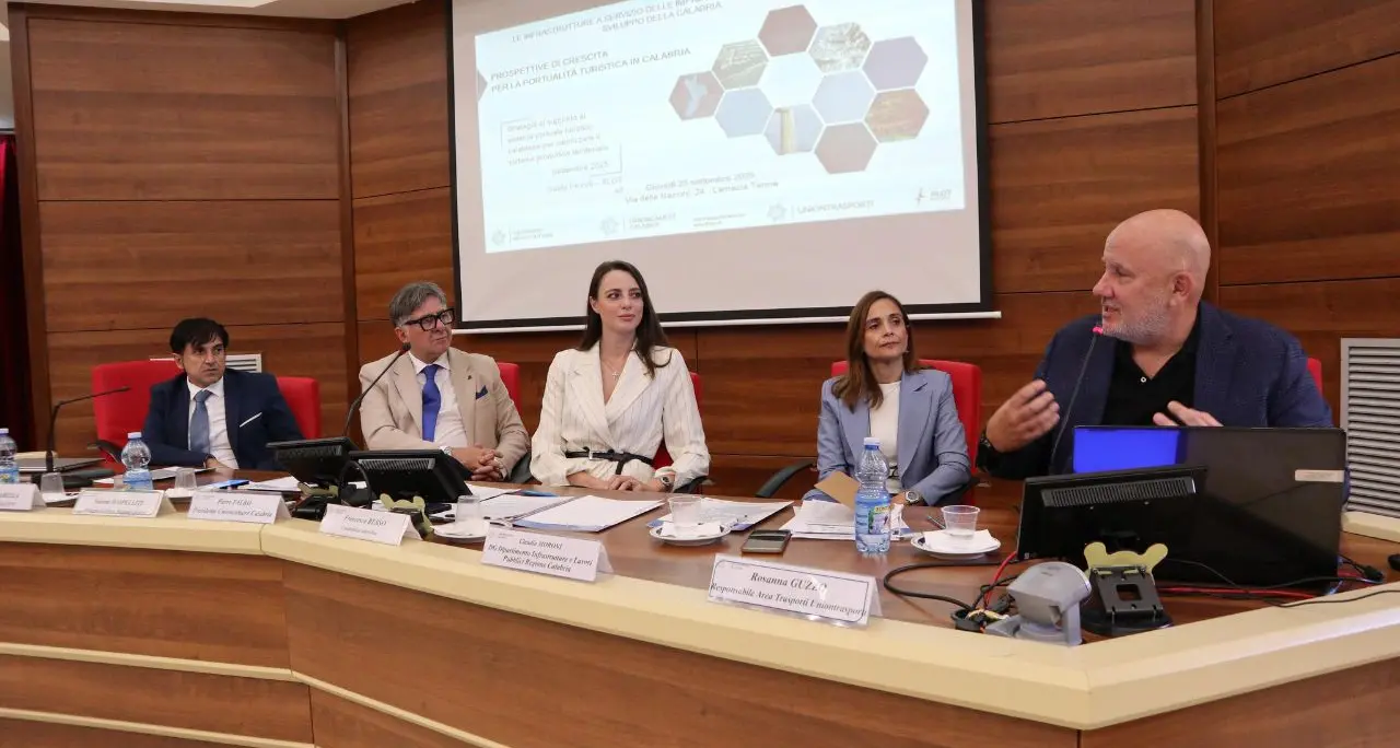 Le infrastrutture come motore di sviluppo per la Calabria, se ne parla a Unioncamere: «Puntare sui sistemi di retroporto»