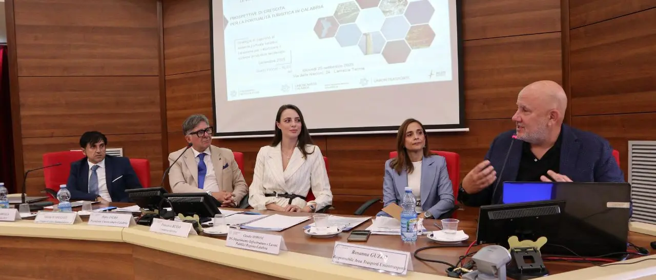 Le infrastrutture come motore di sviluppo per la Calabria, se ne parla a Unioncamere: «Puntare sui sistemi di retroporto»