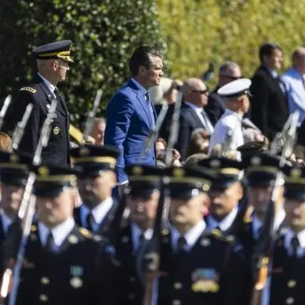 Vertice senza precedenti a Quantico: il segretario alla Difesa riunisce centinaia di comandanti militari tra confusione e timori di licenziamenti
