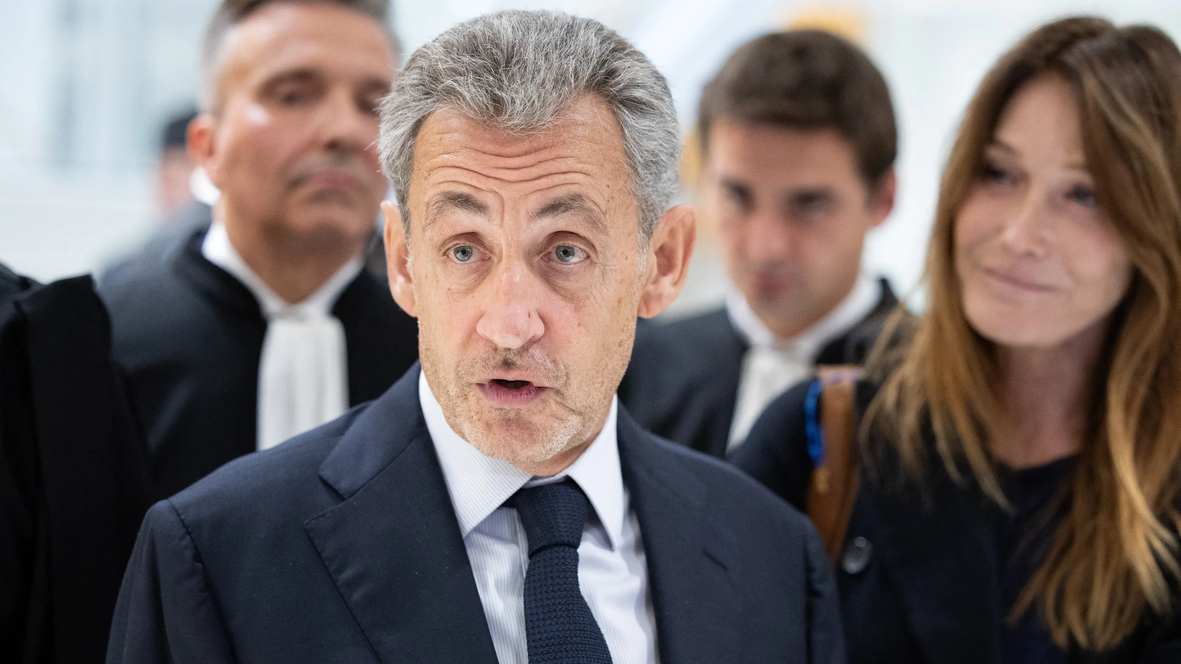 <p>Sarkozy dopo la condanna</p>\\n , Lafargue Raphael/ABACA
