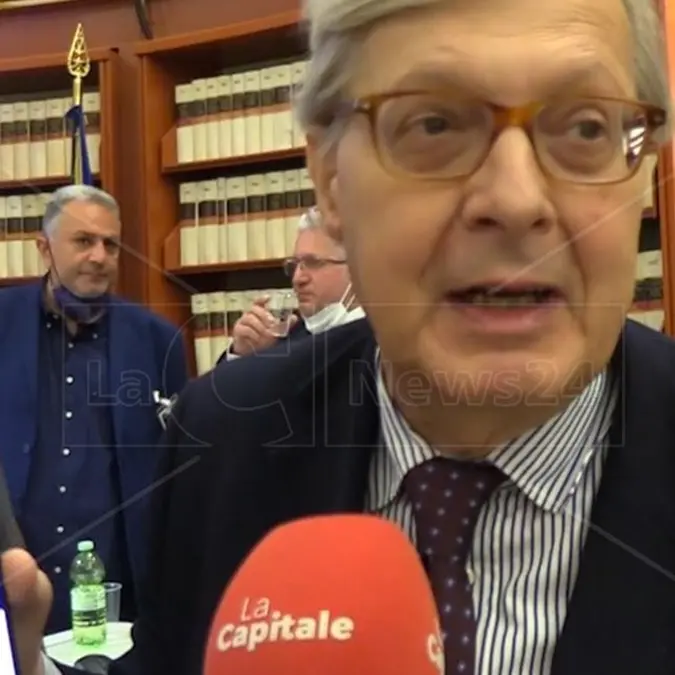 Sgarbi, la figlia chiede un amministratore di sostegno: «Non è più lucido». Lui replica: «Cerca visibilità. Io sto bene»\n