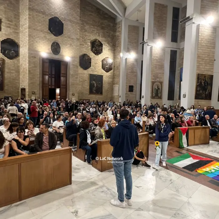 Da oggi cento piazze per Gaza, l’Usb annuncia la mobilitazione permanente. A Cosenza in 500 per la veglia di preghiera\u00A0\n