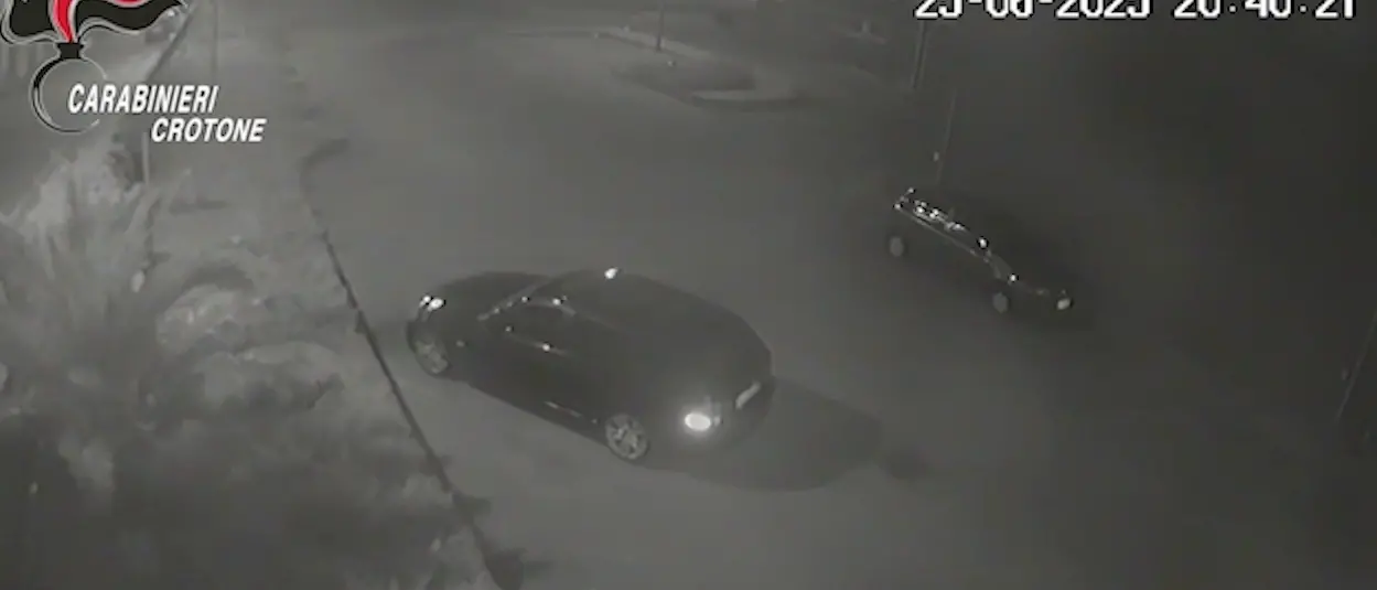 Furto di farmaci oncologi all’Asp di Cirò Marina per un valore di oltre 700mila euro: 3 arresti\n