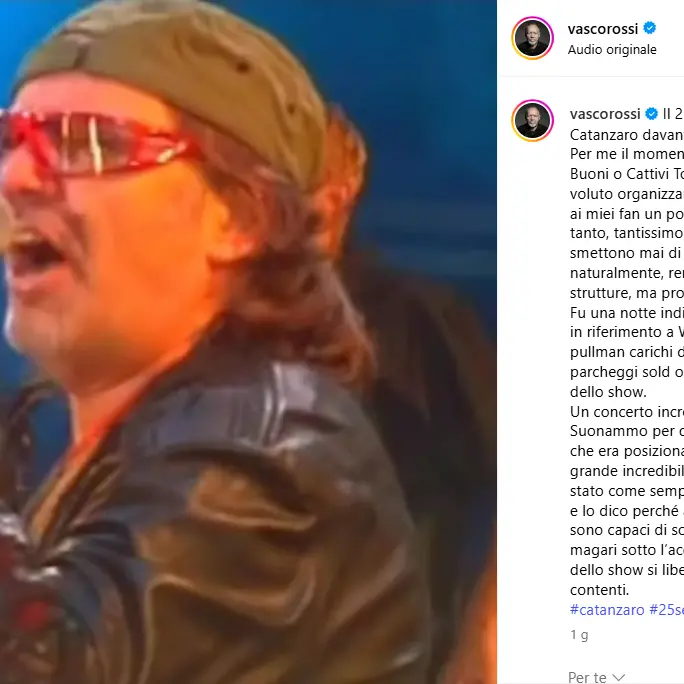 Vascstock, 21 anni dopo: Vasco Rossi ricorda la notte da 400mila fan a Catanzaro\n