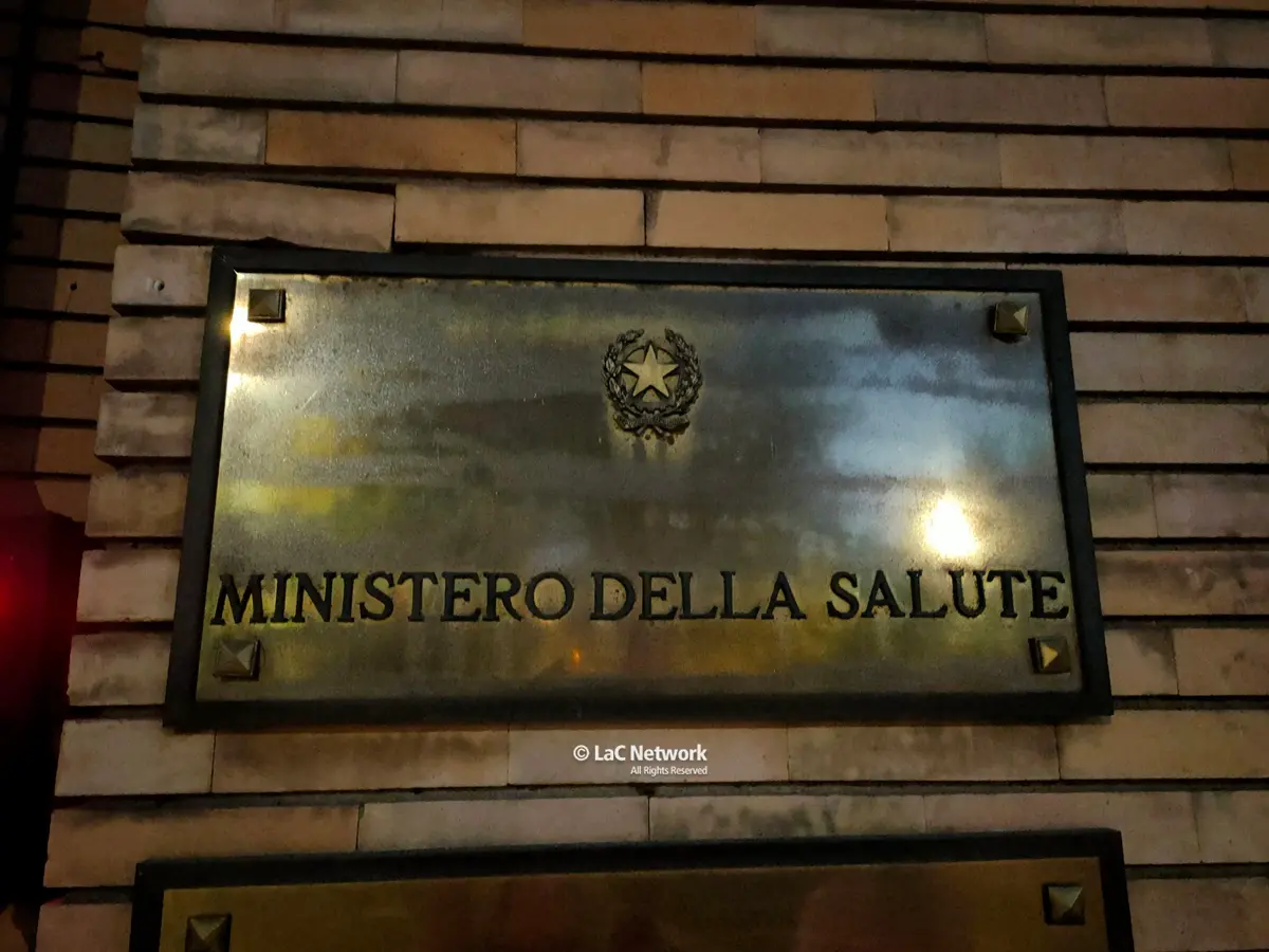 Sanità in Calabria senza guida mentre il piano di rientro va a Roma e si tratta per uscire dal commissariamento\n