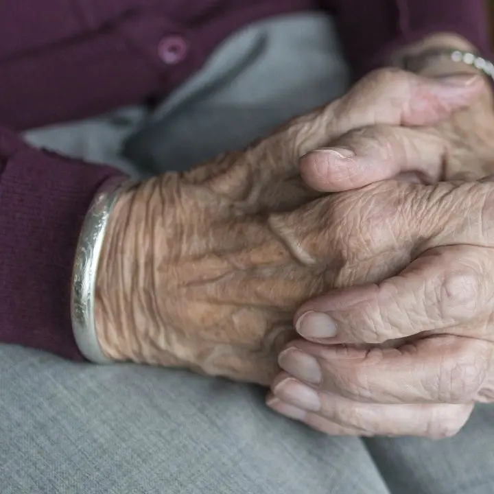 Nell’Ats di Vibo Valentia al via il servizio di assistenza domiciliare per 35 persone fragili e le loro famiglie