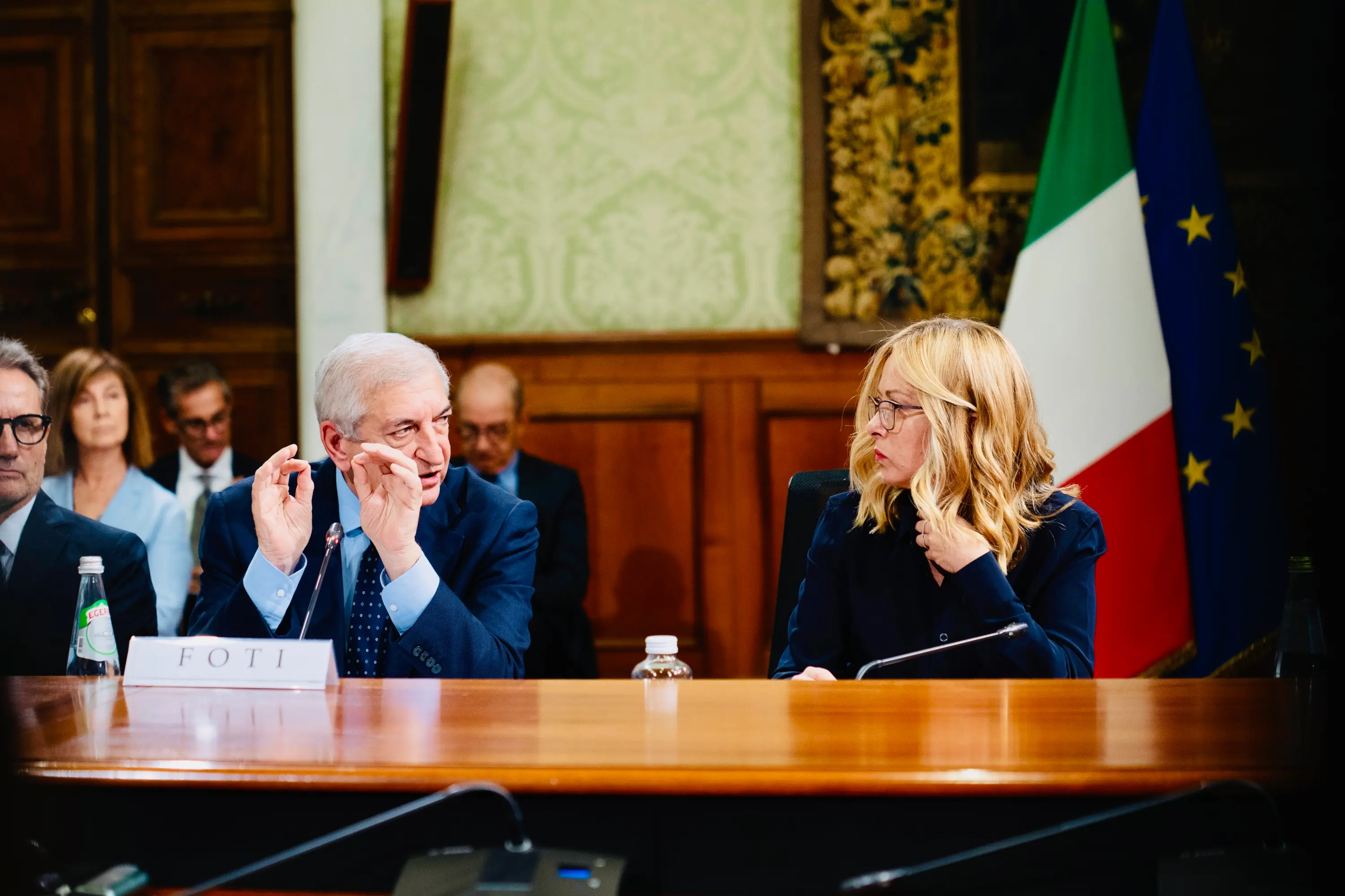 Pnrr, cambia la mappa dei fondi: via un miliardo dal lavoro, più risorse alle imprese\n