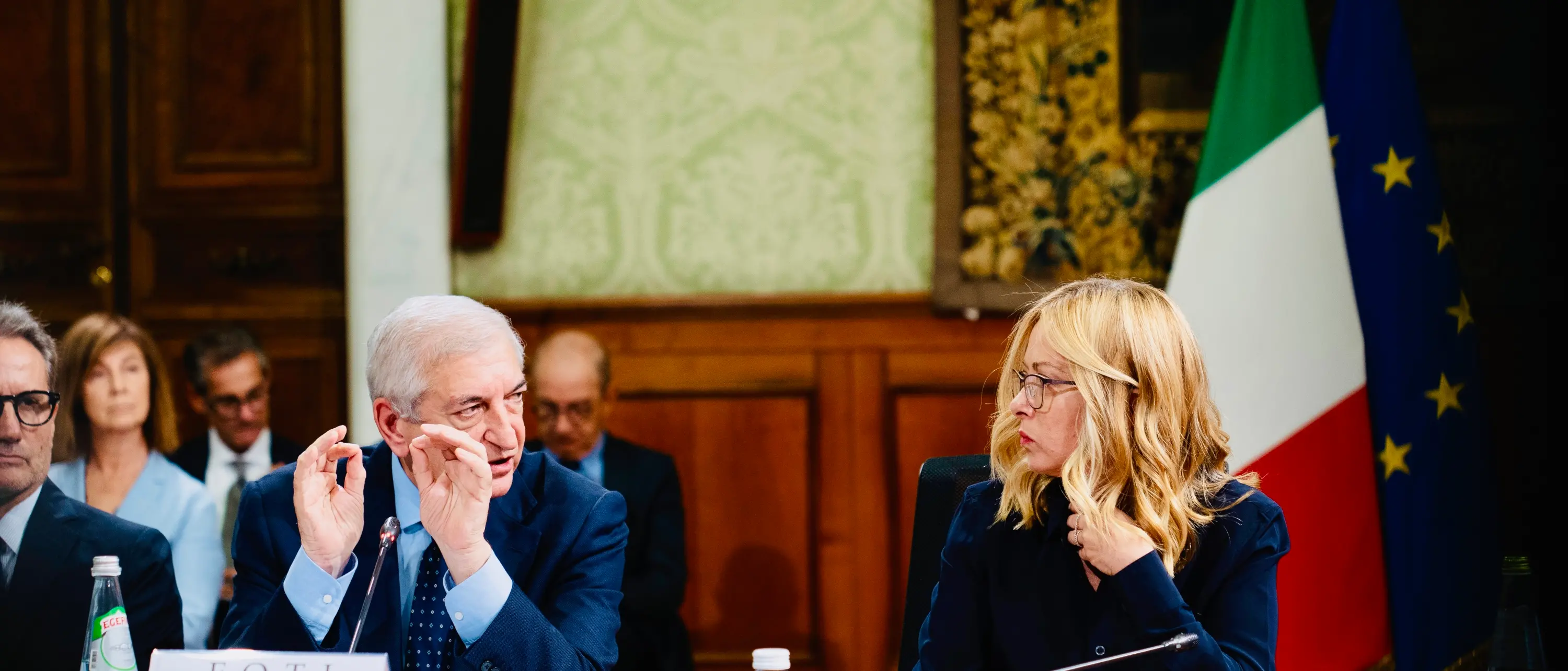 Pnrr, cambia la mappa dei fondi: via un miliardo dal lavoro, più risorse alle imprese\n