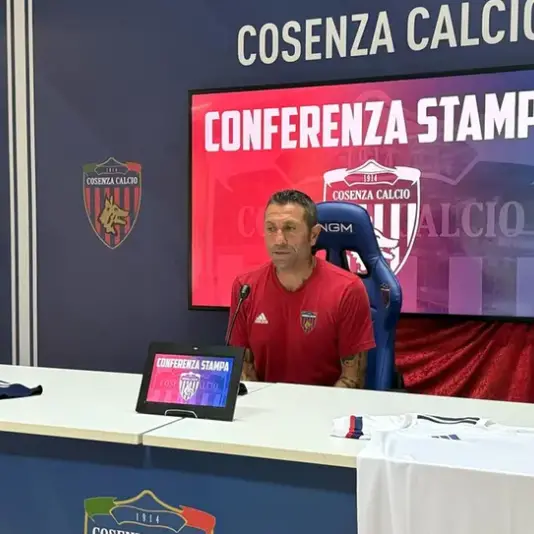 Verso Siracusa-Cosenza, Buscè: «Turnover? Non è questo il momento»