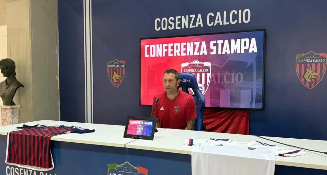Verso Siracusa-Cosenza, Buscè: «Turnover? Non è questo il momento»