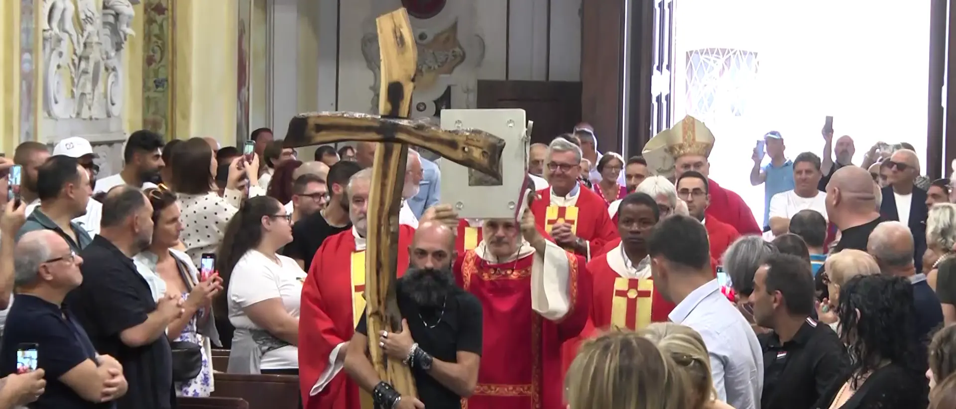 Giubileo delle comunità terapeutiche a Squillace, il cardinale Battaglia: «Simbolo della capacità di ricominciare»\n