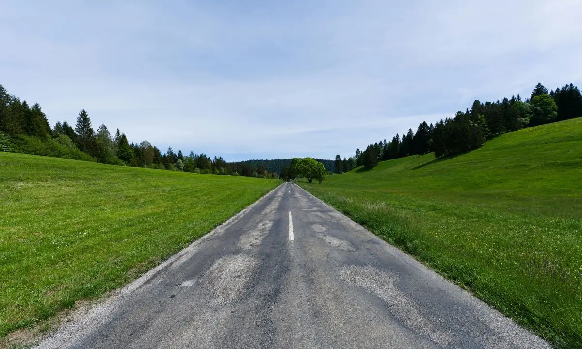 Calabria, il Mit ha stanziato 49,6 milioni per la riqualificazione delle strade. La suddivisione per province