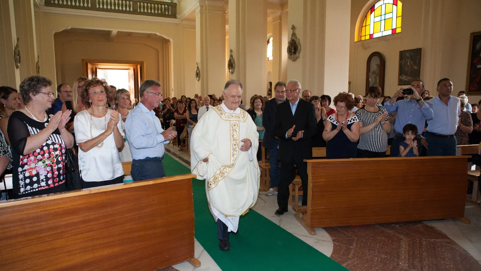 <p>Don Peppino Sarag&ograve; (foto Francesco Mazzitelli)</p>\\n