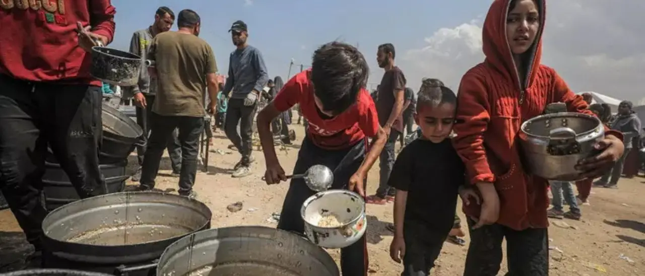 Il governo Meloni e la crisi di Gaza: tra aiuti, diplomazia e accuse di immobilismo\n