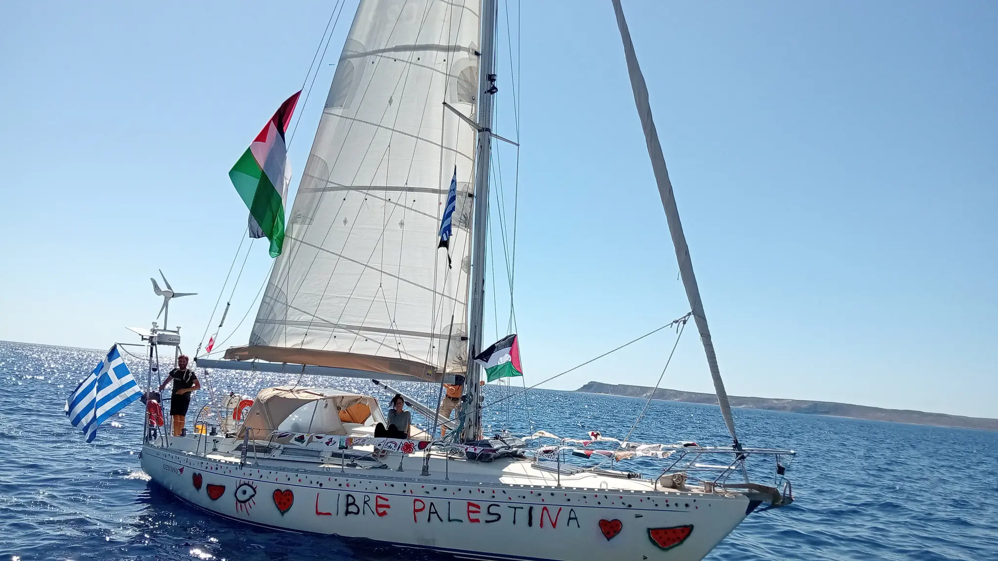 A handout image of the boat Oxygono sailing in the waters off the island of Crete, which is to join the Global Sumud Flotilla that has come under drone attack while trying to deliver aid to Gaza and break Israel\\'s naval blockade, September 25, 2025. March To Gaza Greece/Handout via REUTERS THIS IMAGE HAS BEEN SUPPLIED BY A THIRD PARTY , via REUTERS