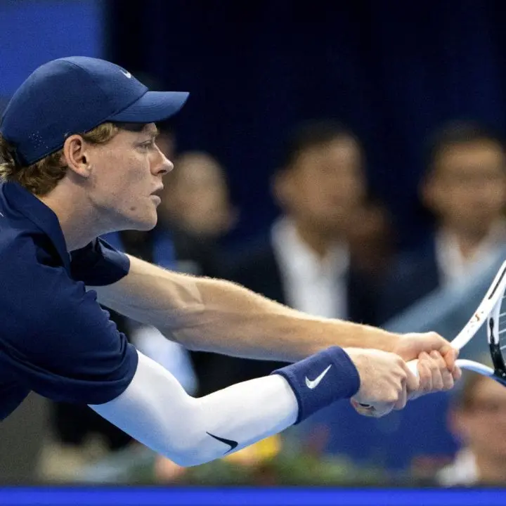 Tennis, Sinner “abbatte” Marozsan e vola in semifinale ai Cina Open\n