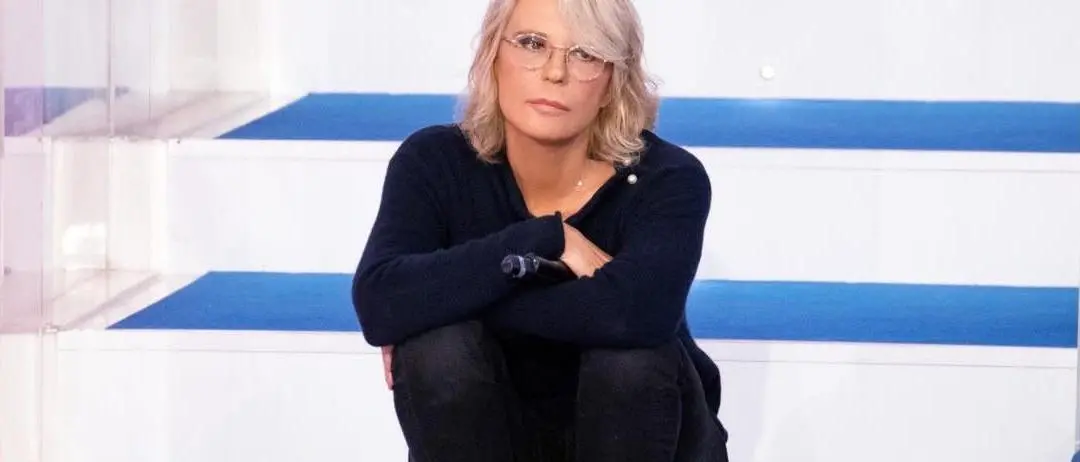 Maria De Filippi non sbaglia un colpo: dopo Temptation Island, travolge Milly Carlucci e riporta Mediaset al trionfo del sabato sera\n