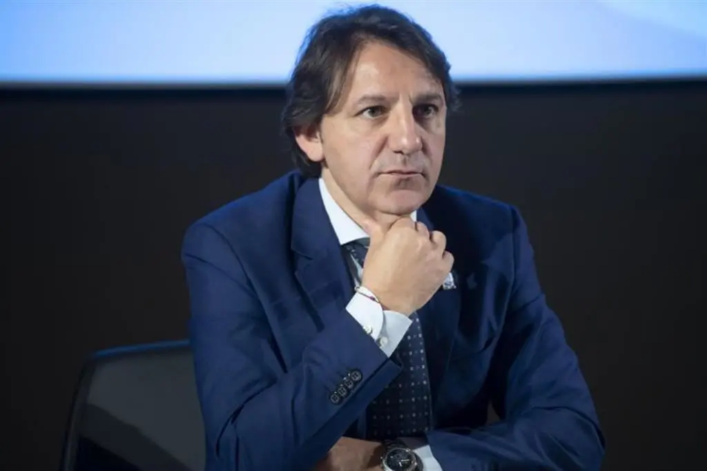 Straface punzecchia Tridico: «Altro che “Calabria terra mia”, non potrà neanche votarsi perché è residente a Roma»\u00A0\u00A0\n