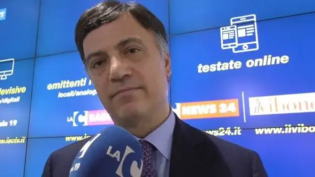 <p>Pino Galati</p>\\n