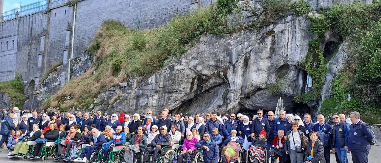 Malato oncologico tra i dieci calabresi scelti per il bagno a Lourdes, Igor Colombo: «Emozione unica»\n