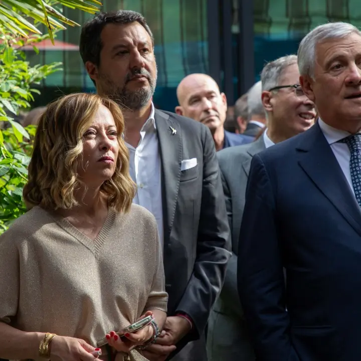 A Lamezia\u00A0sit-in a sostegno della Palestina in concomitanza con\u00A0l’arrivo di Meloni,Tajani e Salvini: attivato il Coc