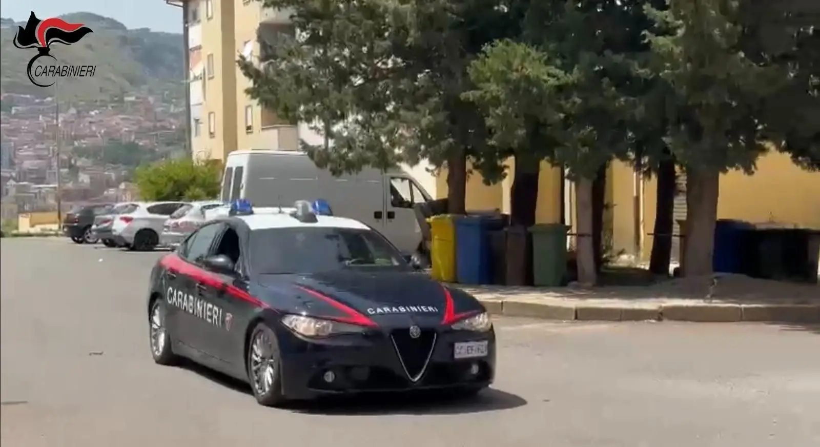 Furto in abitazione a Rocca Imperiale, 43enne arrestato in flagranza\n