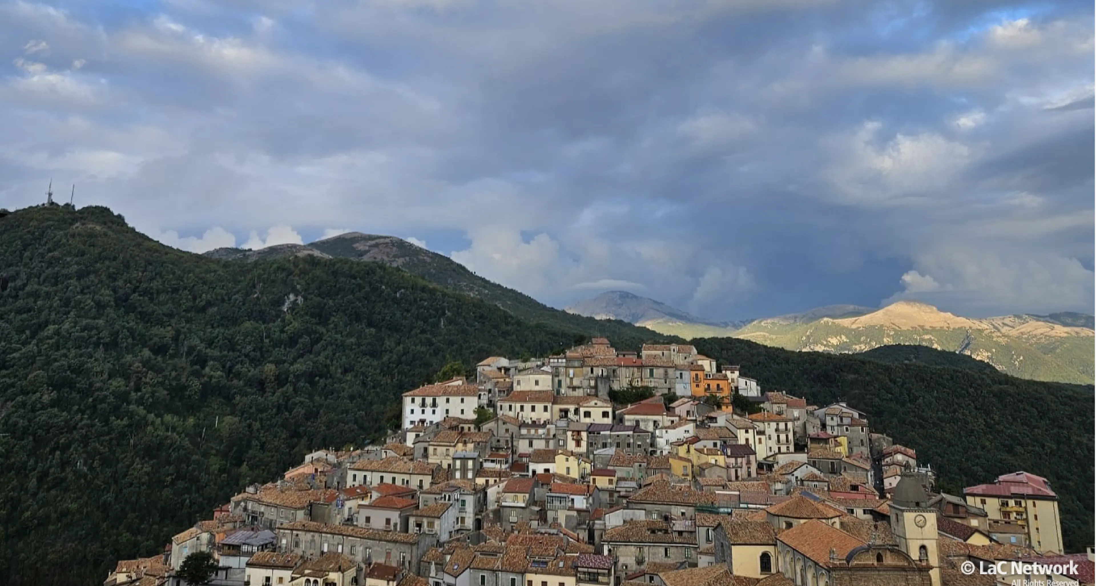 Mormanno: fiaccolata \"Basta Guerra!\" per Gaza. Un grido di pace dal Pollino il 4 ottobre\n