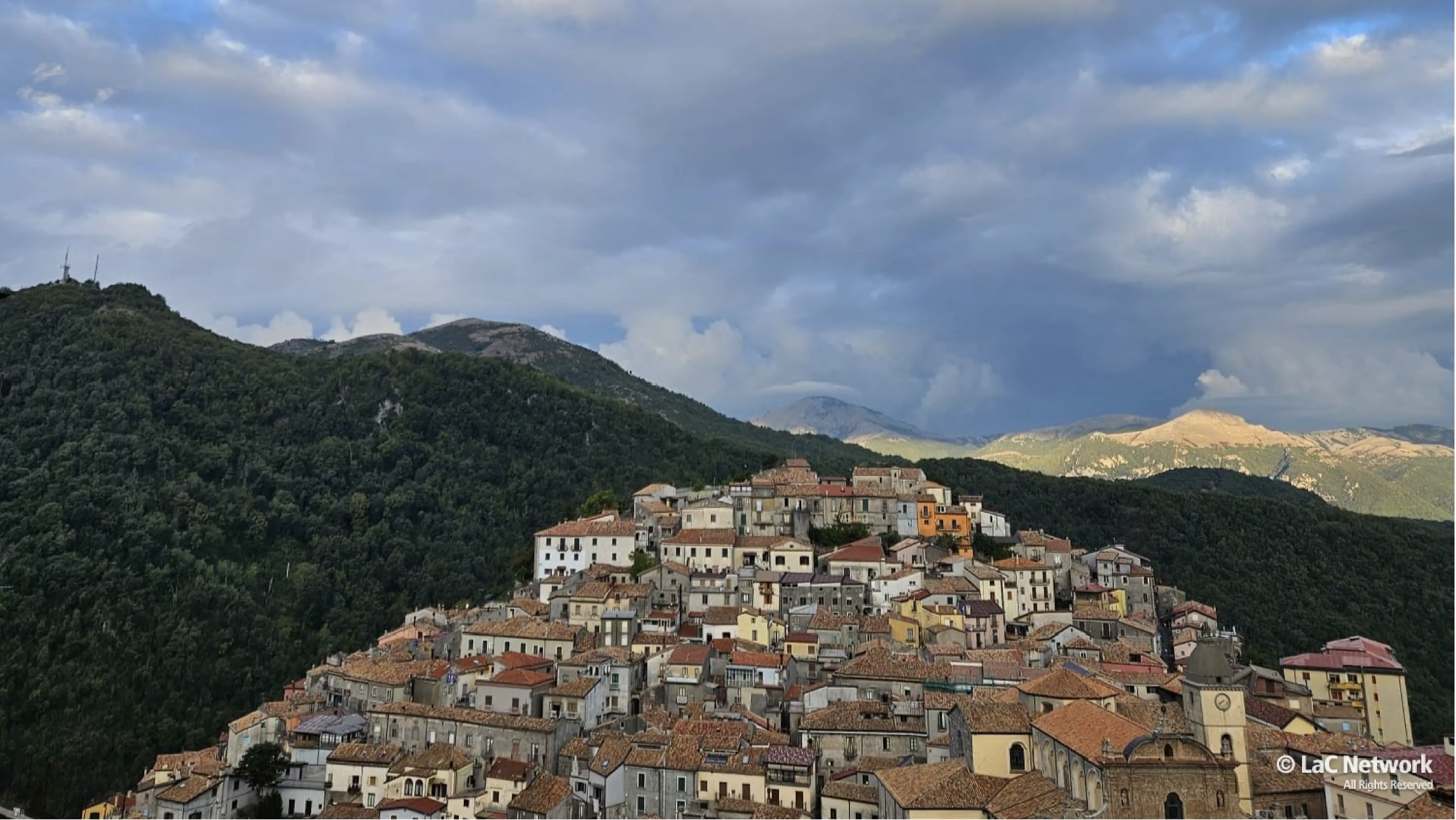 Mormanno: fiaccolata \"Basta Guerra!\" per Gaza. Un grido di pace dal Pollino il 4 ottobre\n