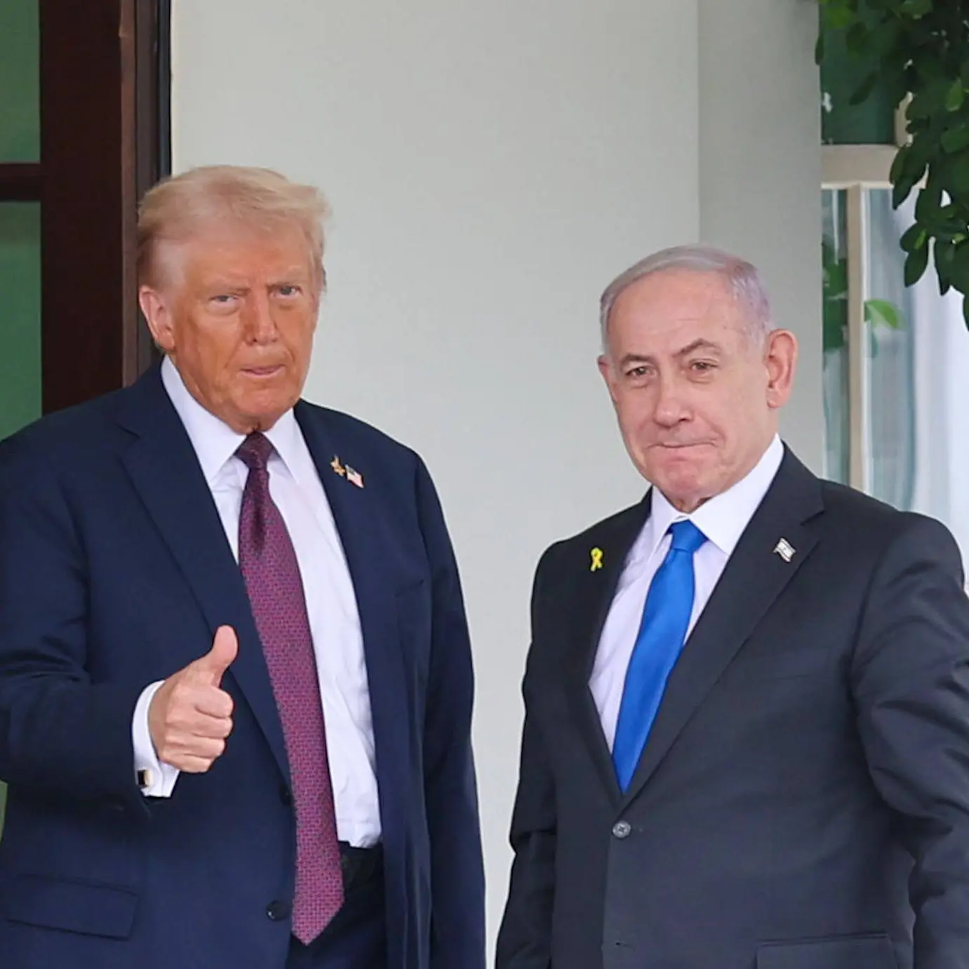 Il successo di Donald Trump: il suo piano per la pace\u00A0sostenuto dai più grandi Paesi musulmani e dal laburista Tony Blair\n