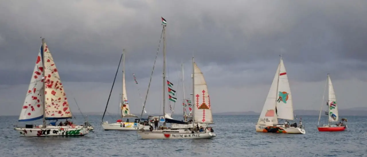 Medio Oriente, la\u00A0Flotilla in serata entra nella zona a rischio: la nave della Marina tornerà indietro\n