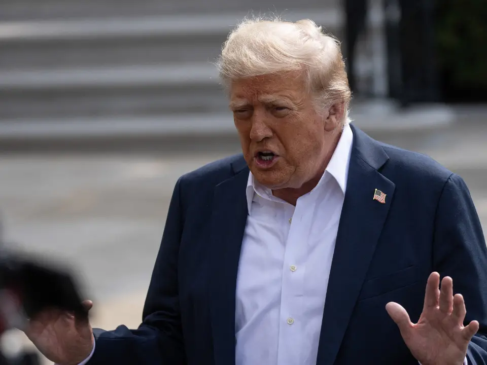 Trump dichiara guerra al cinema estero: dazi del 100% sui film girati fuori dagli Usa. E Mel Gibson finisce nel mirino