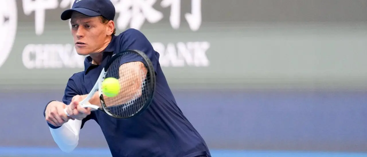 Tennis, Sinner torna sul trono di Pechino: battuto Tien in due set\n