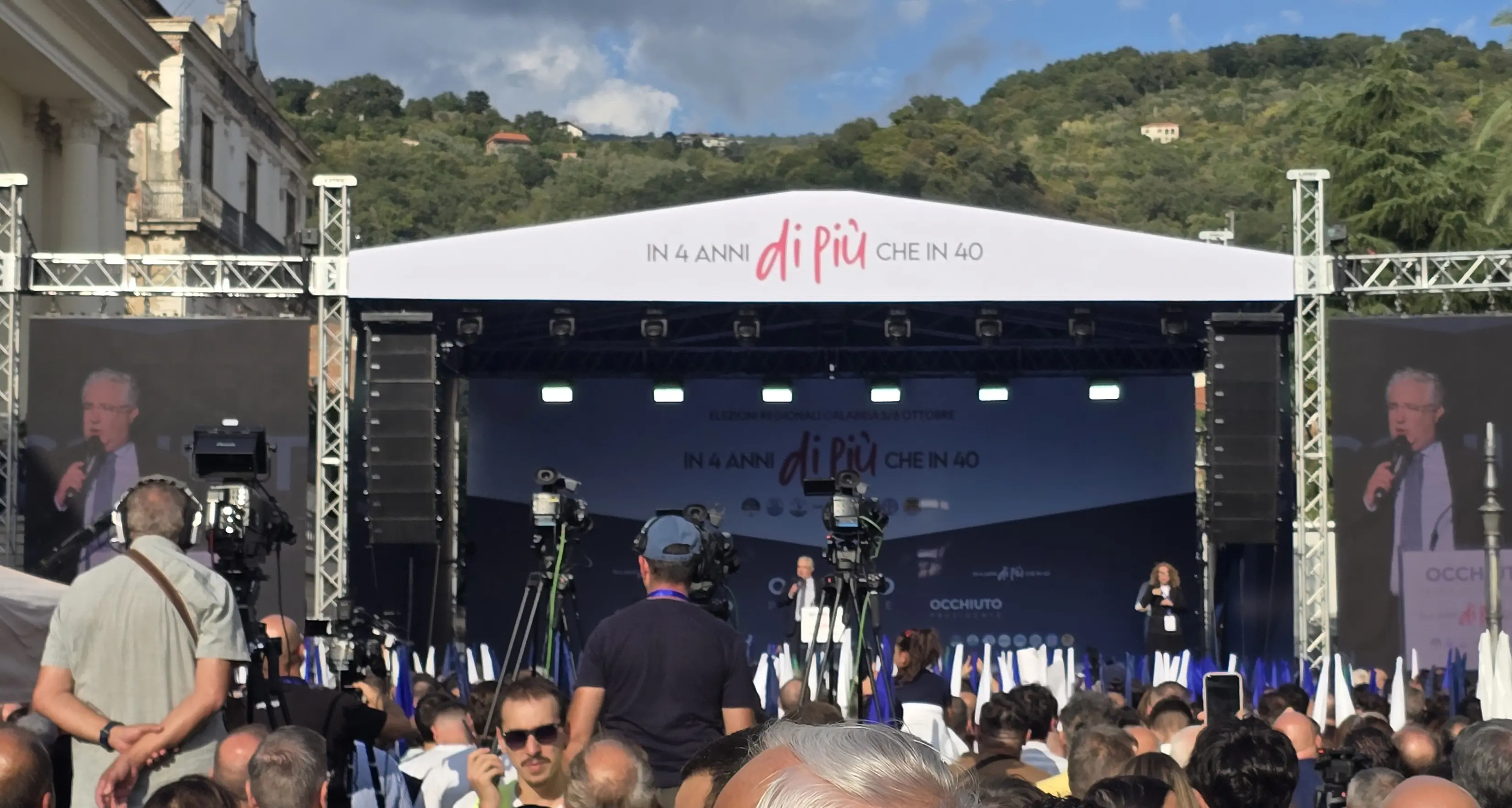 Il voto calabrese come test politico nazionale: la strada tracciata dalla Meloni a Lamezia e l’analisi del sindaco Murone\n\n\n